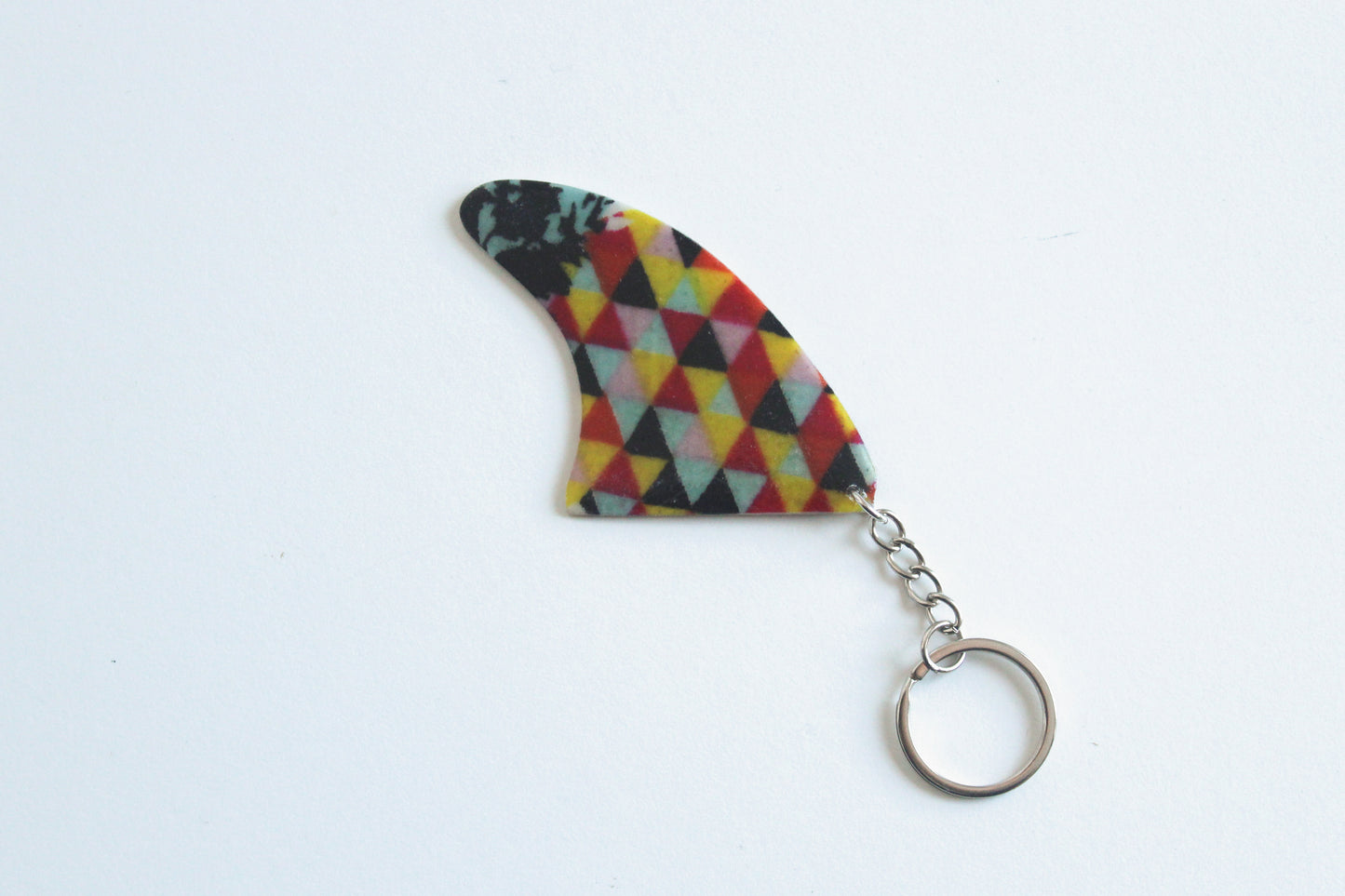 Fin shaped pineapple key chain