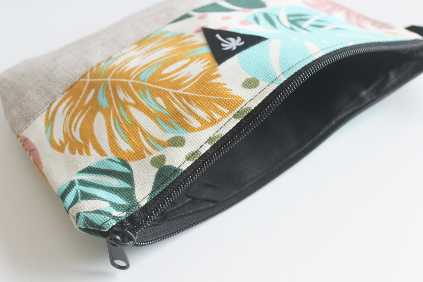 Hawaii pouch midi