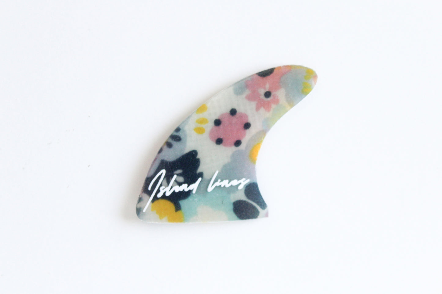 Fin shaped field magnet