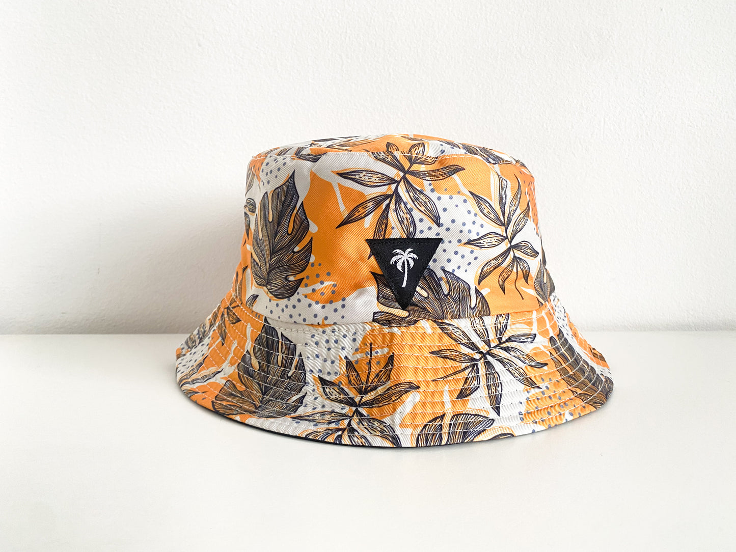 Tropics bucket hat
