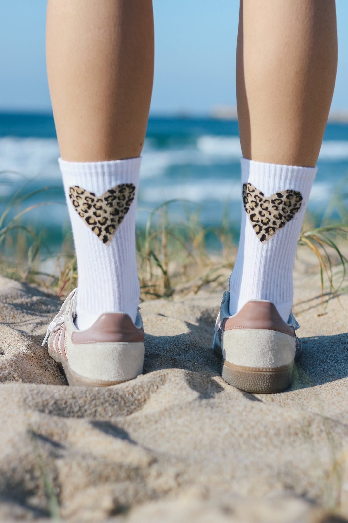Leopard heart socks