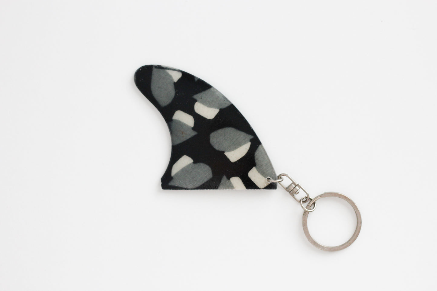 Fin shaped snail key chain