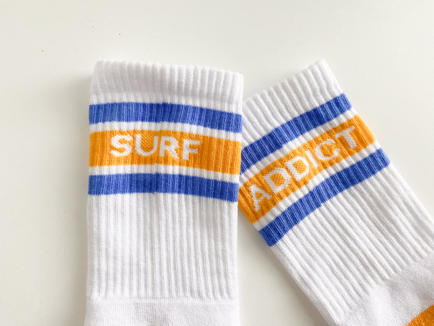 Surf addict socks