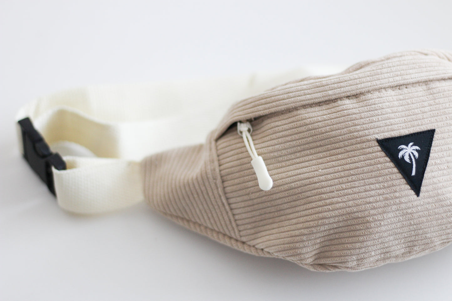 Beige fanny pack