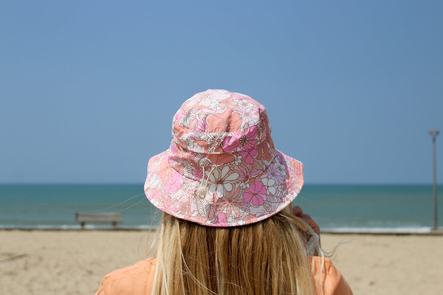 Surf bucket hat flowers