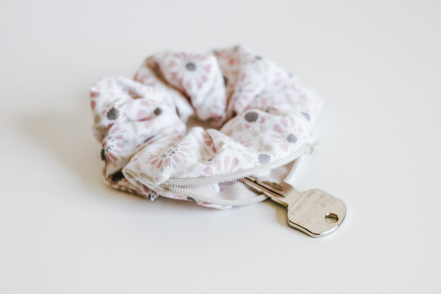 Pastel scrunchie with a zipper