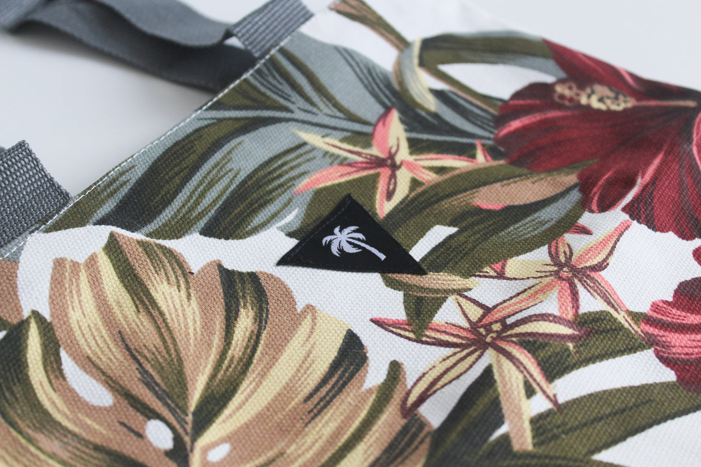 Red hibiscus tote bag