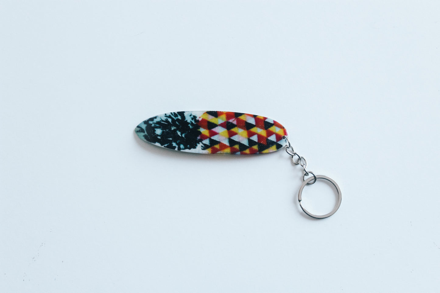 Surf shaped pineapple key chain