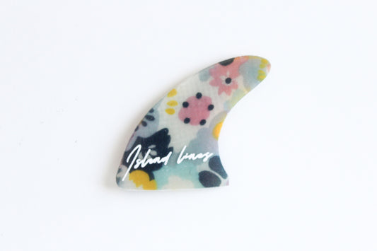 Fin shaped field magnet