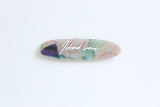Surf shaped pastel magnet