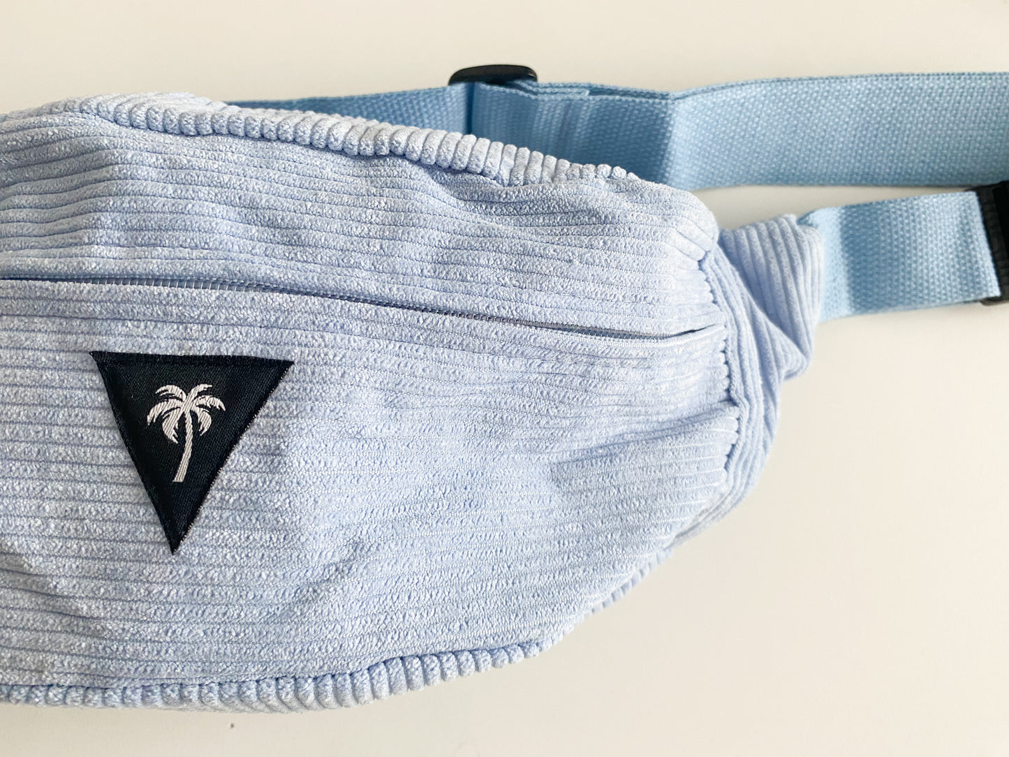 Big light blue fanny pack