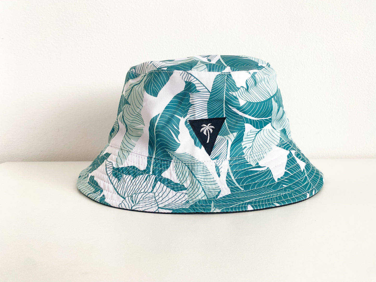 Leafy bucket hat