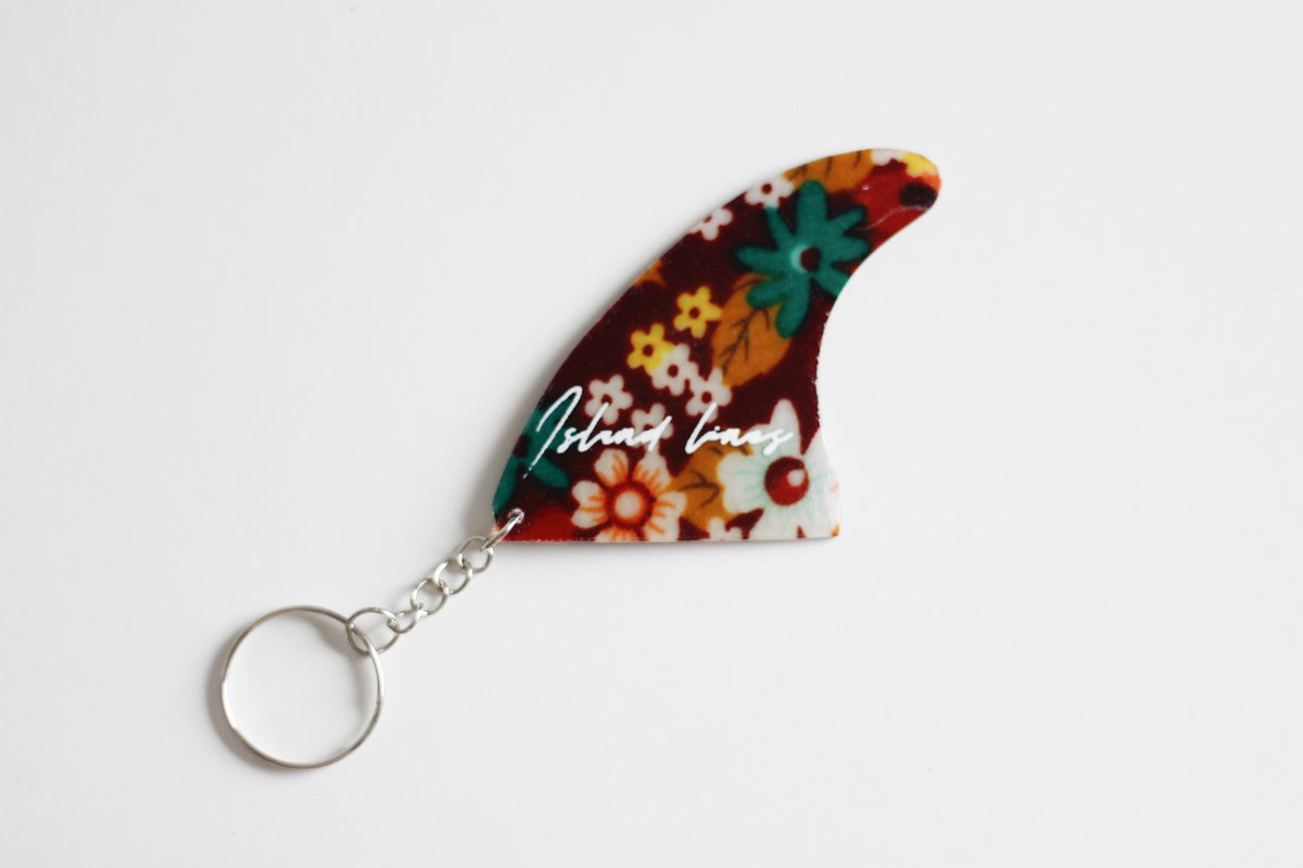 Fin shaped retro key chain