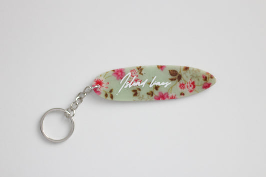Surf shaped mini flowers key chain