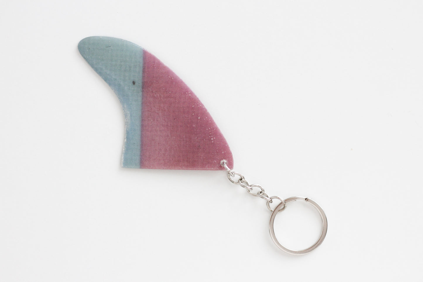 Fin shaped purple-blue key chain