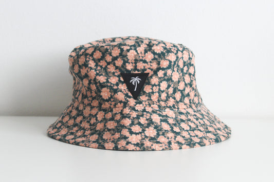 Spring reversible bucket hat
