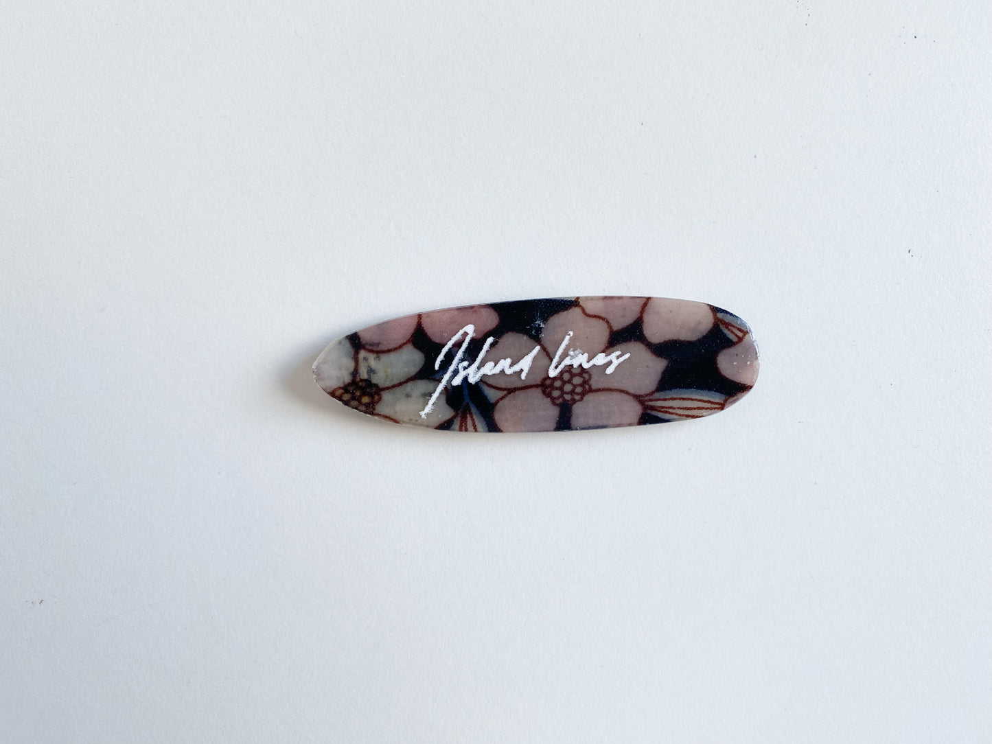 Surf shaped nature magnet