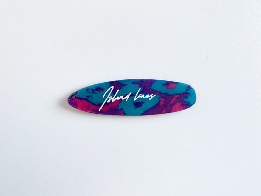 Surf shaped purple leopard magnet