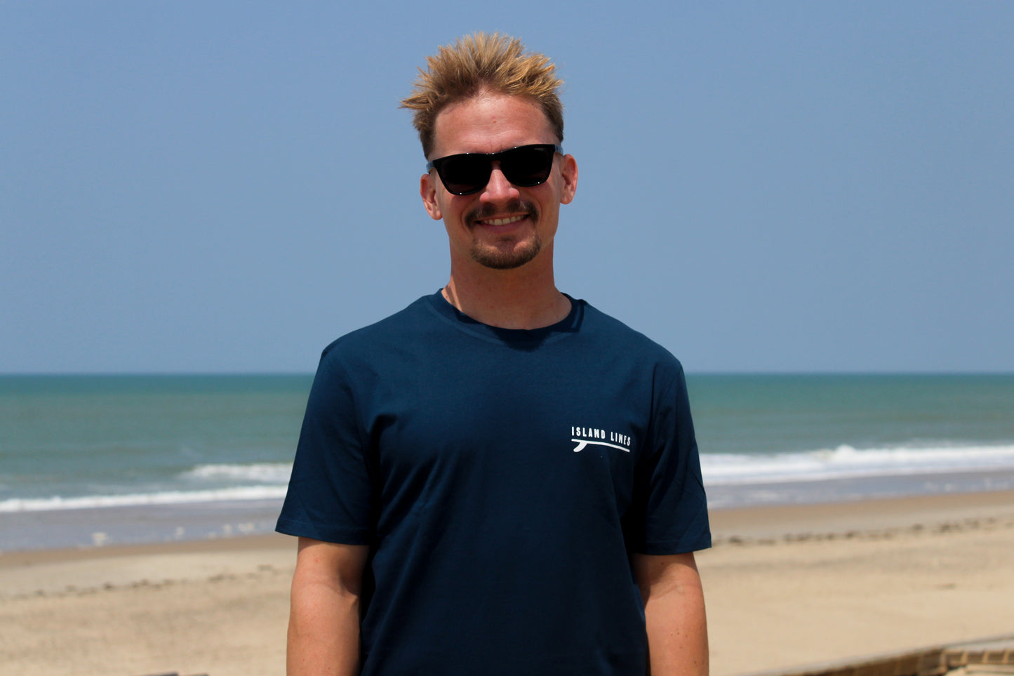 Aloha dark blue T-shirt