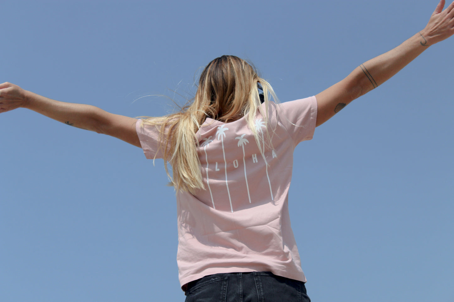 Aloha rose T-shirt